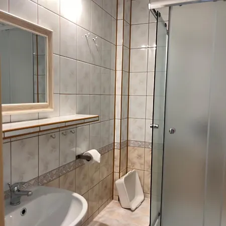 Lamar Cetniewo Pansiyon