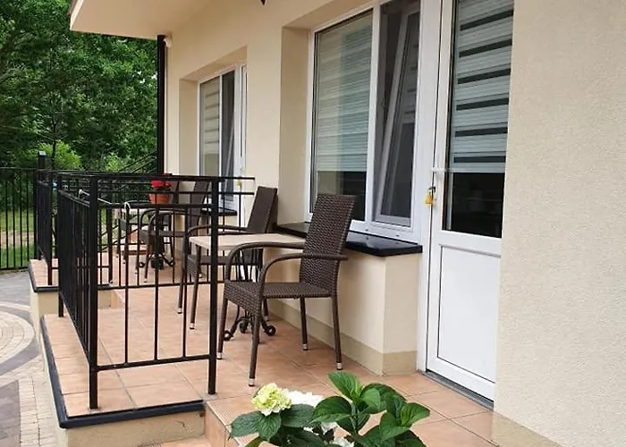 Lamar Cetniewo منزل للإقامة *